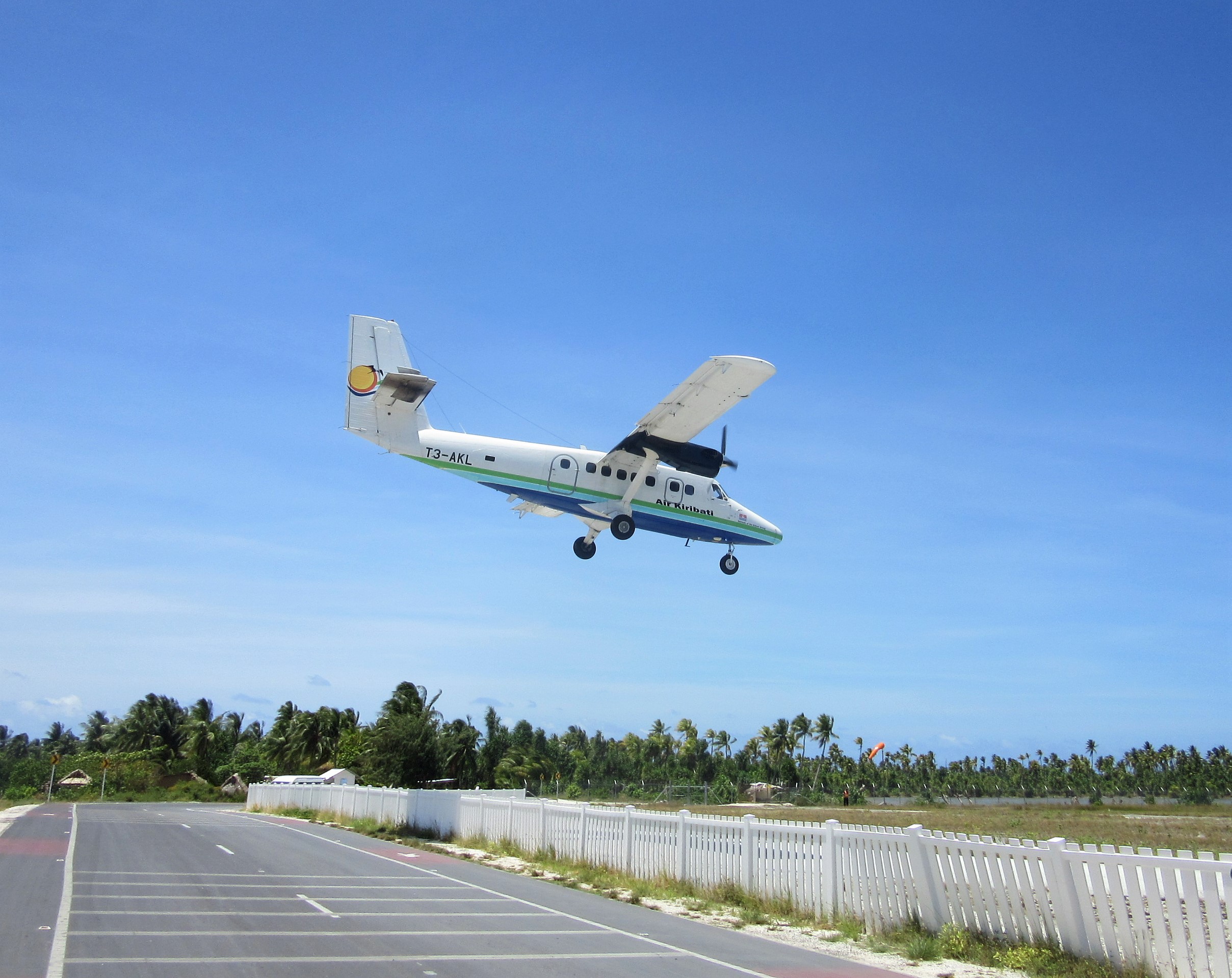 Air Kiribati plane landing
